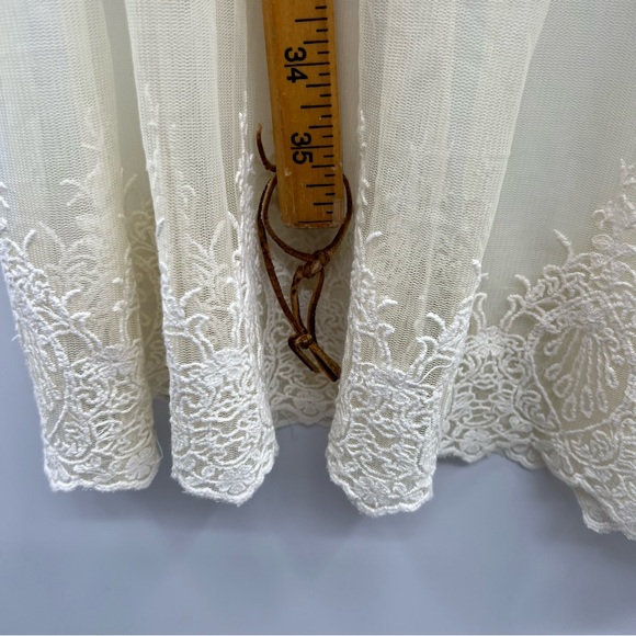 Antica Sartoria cream lace dress ladies size S. - Picture 5 of 10